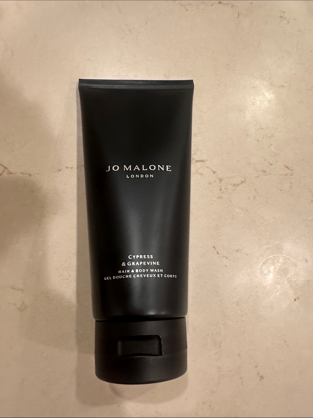 Jo Malone Black Cypress & Grapevine Hair & Body Cleanser